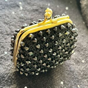 The most ADORABLE beaded kiss lock TINY MINI coin purse JEWELRY BOX handbag